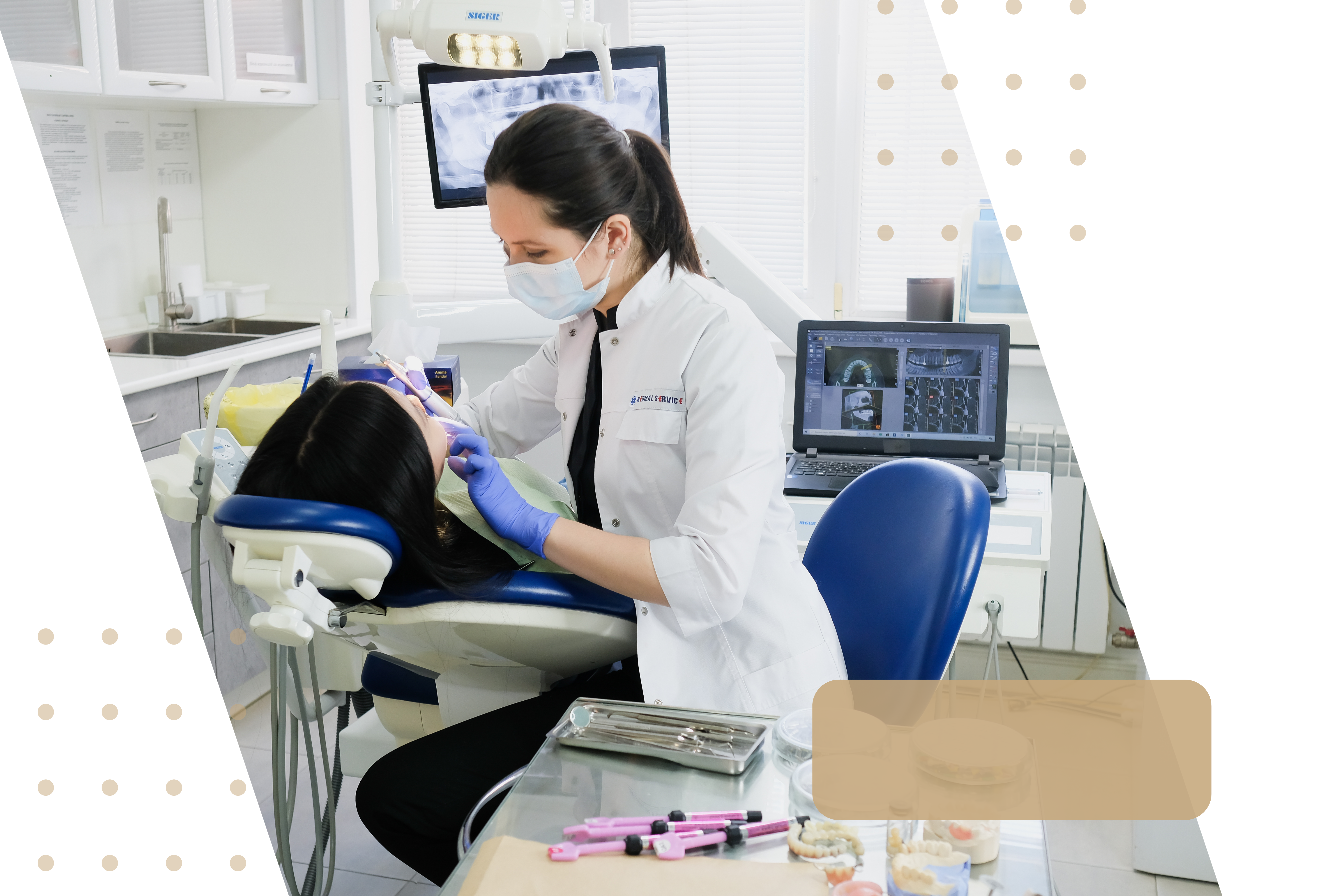 Piaskowanie zębów. Klinika Akademii Stomatologii w Łodzi