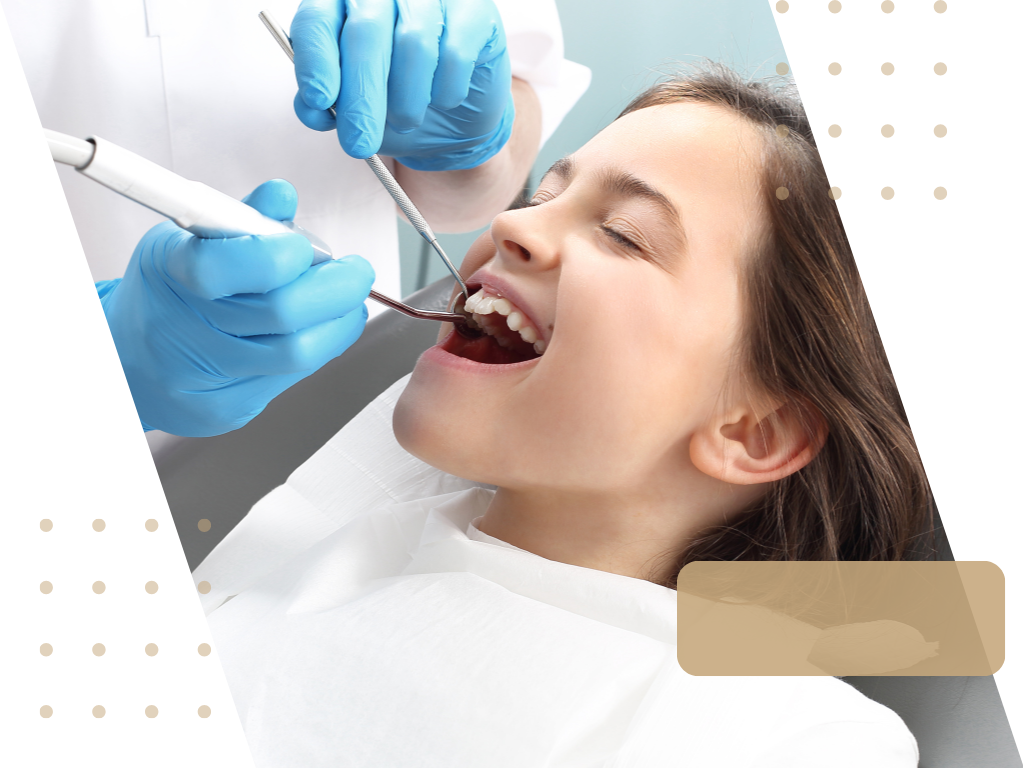 Usuwanie kamienia nazębnego Klinika Akademii Stomatologii w Łodzi
