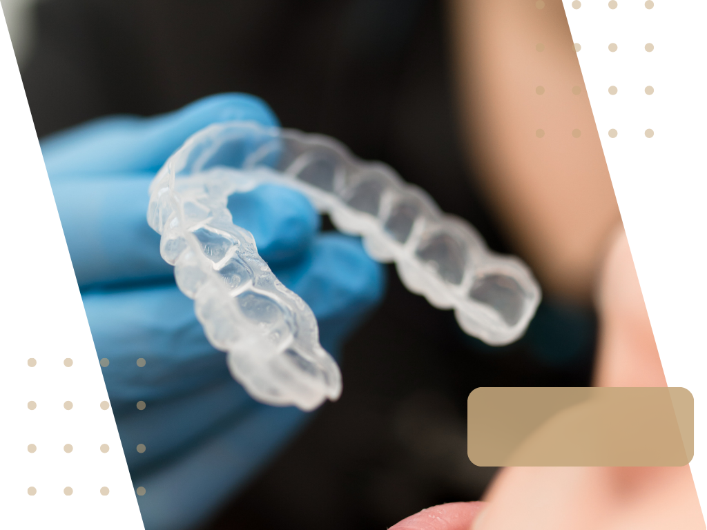 Nakładki prostujące zęby. Klinika Akademii Stomatologii w Łodzi.